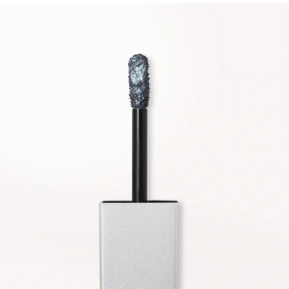WATERFALL | GLISTEN & GLOW LIQUID EYE SHADOW | Stila
